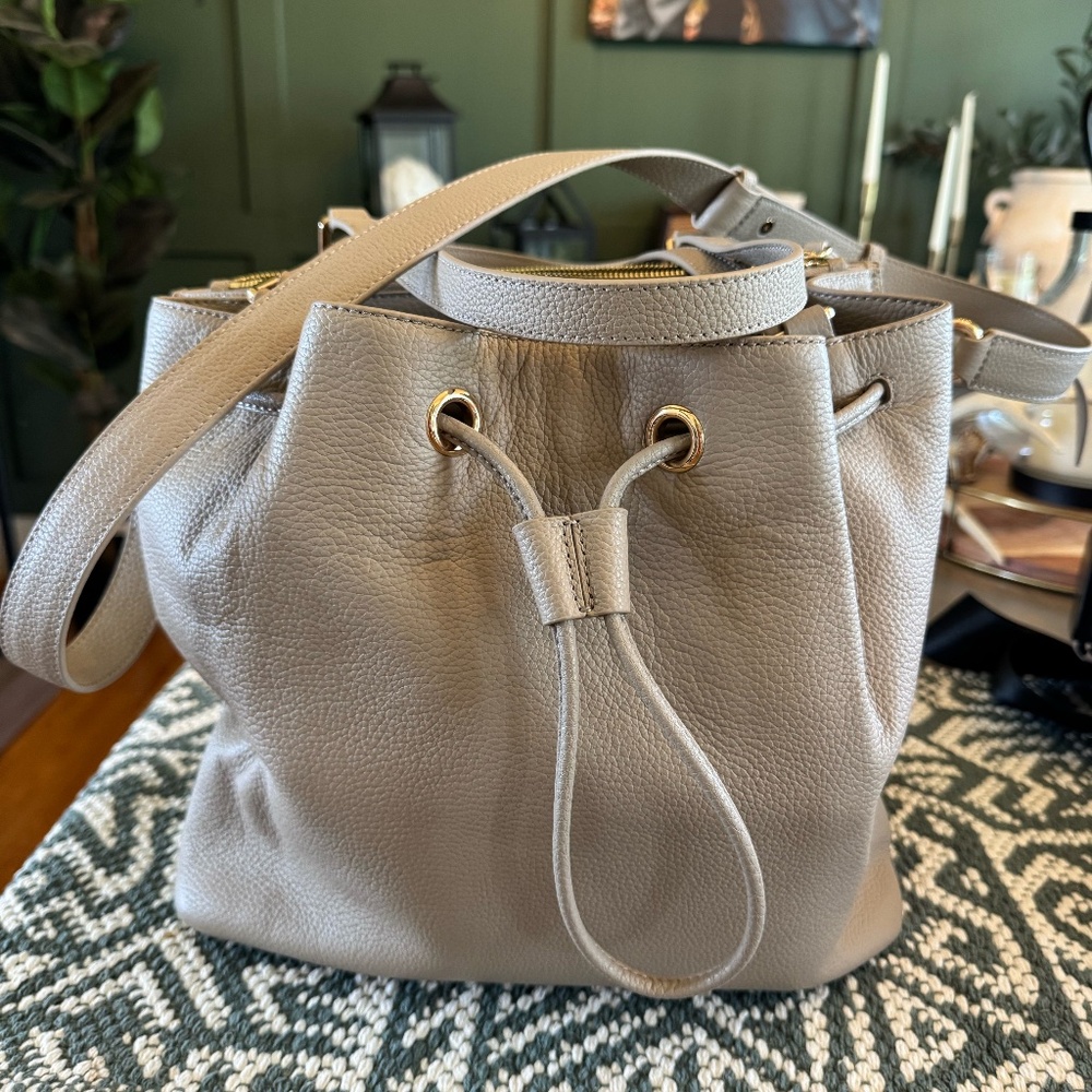 Quince Shoulder Bag